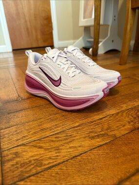 Nike Women's Vomero Zoom X Magenta Gradient Running Shoes